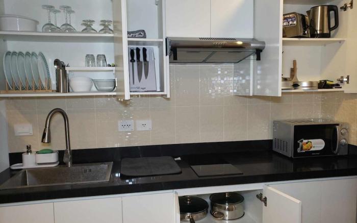 Quiet Condo in City Centre