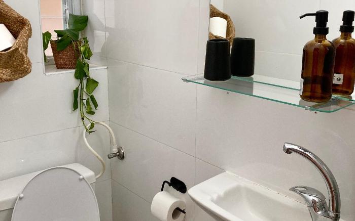 Dotan's Boutique Studios - By The Beach!