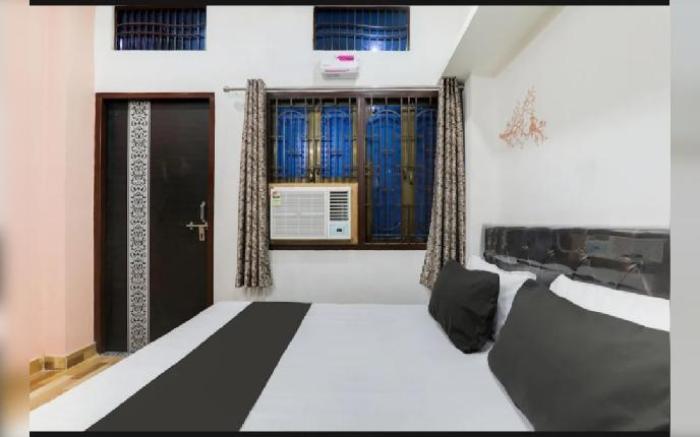 Kashi paying guest house 