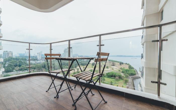 Danga Bay Coastal Charm 3BR 8Pax w 3Balcony