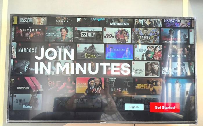 Meridin Sovo 2Pax Relax Unwind Netflix By STAY