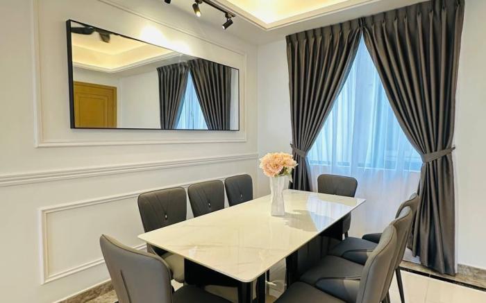 Oasis Seaview 4BR unit at R&F Seine Region by ANJU