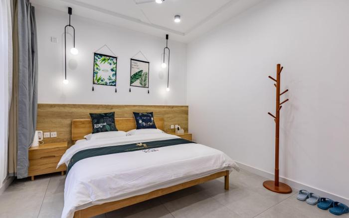 Mutianyu Great Wall Jingshan First House  B&B