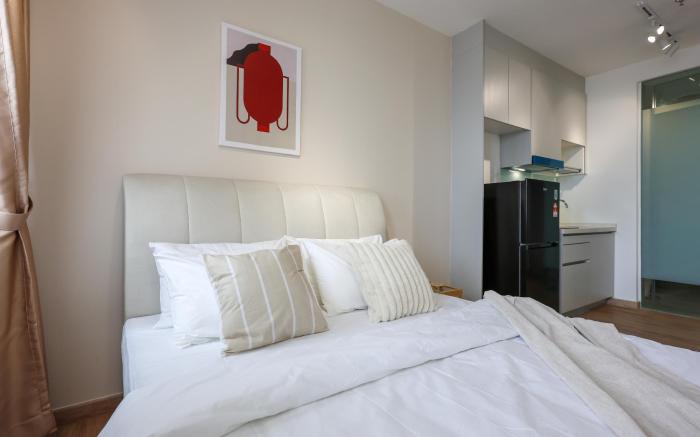 Creamy beige 2Pax apartment by Nexx Field