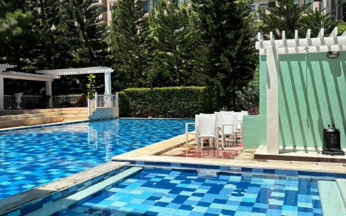 2br cozy Condo in Davao City + Pool Access
