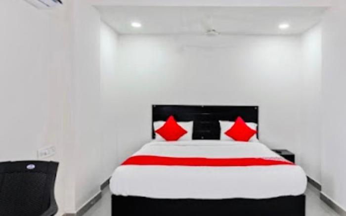 HOTEL HILL 9