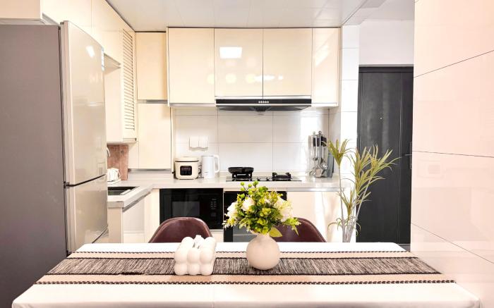 CityHome-3BRs, 1Baths,Jing'an Temple, Changshou Rd