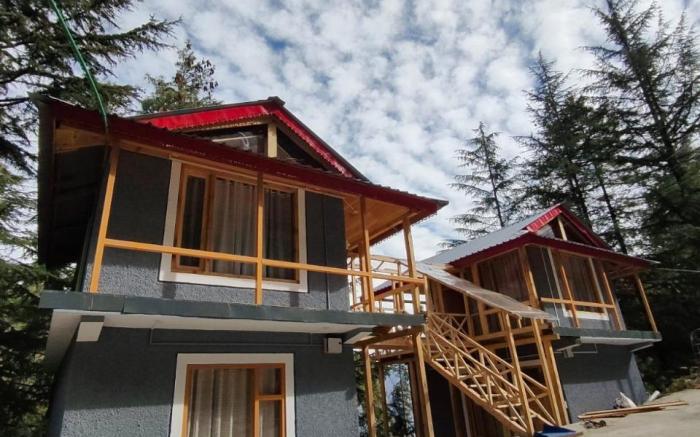 Shreya cozy hut