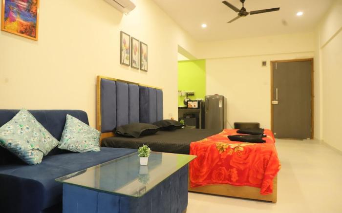 Ivy Bliss Studio with Private Pool, B 06, Karjat