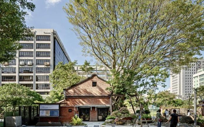 Family Traveler’s Room Near Memorial Hall Q2