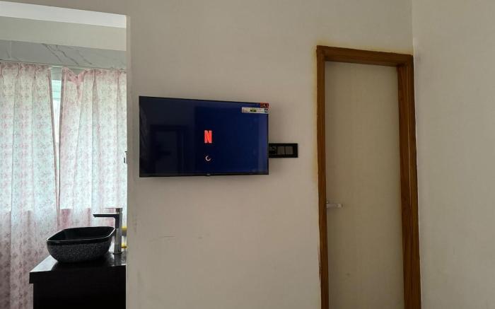 #12: A Cozy, Stylish & Spacious1BH @Bhoomimansion