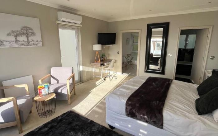 Apartment with sea view