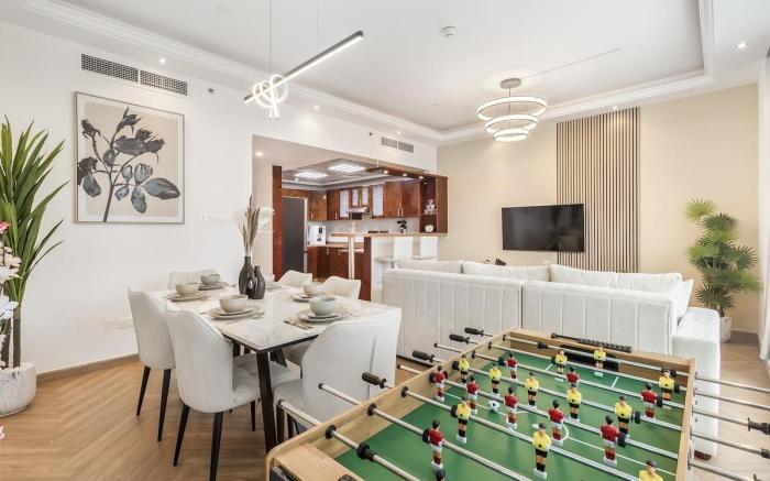 Spacious 3BR in Marina | 5 Min Walk to Metro
