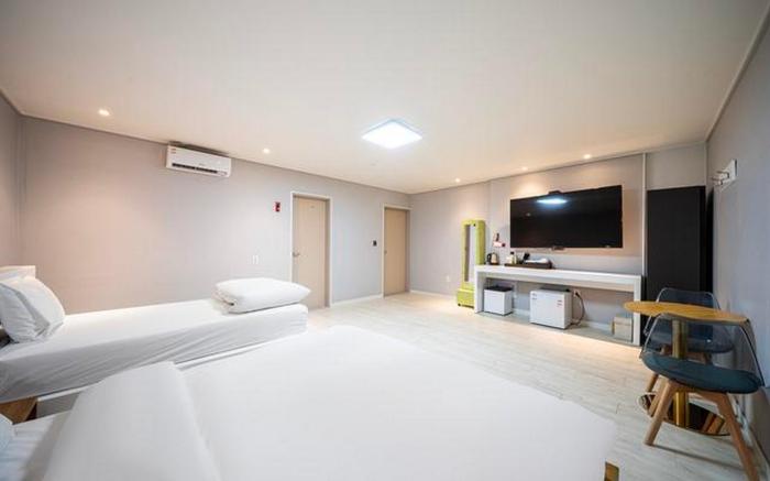 Daegu Hwanggeumdong Hotel TOP365