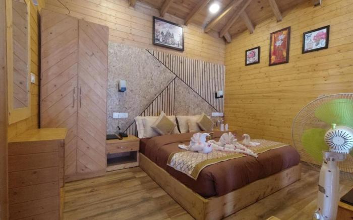 Rooftop Cottages & Restaurant, Pangot