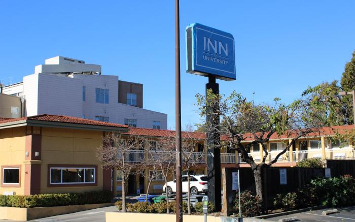 Inn at University