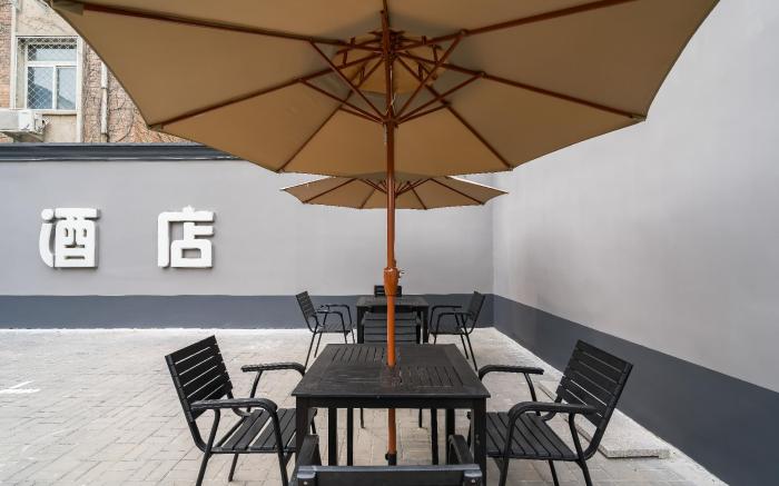 德全酒店（天坛东门地铁站店）