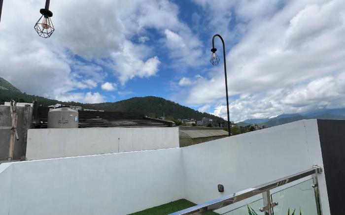 Arrayyan C-02 with Balcony