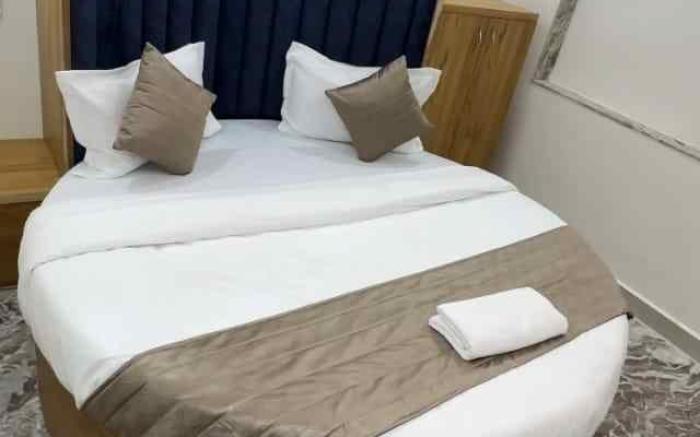 HOTEL SUNRISE ROOMS
