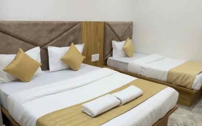 HOTEL SUNRISE ROOMS