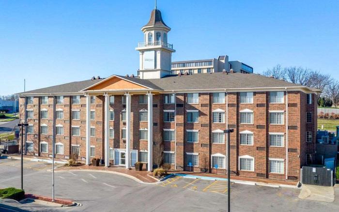 Sonesta Essential Hotels Overland Park