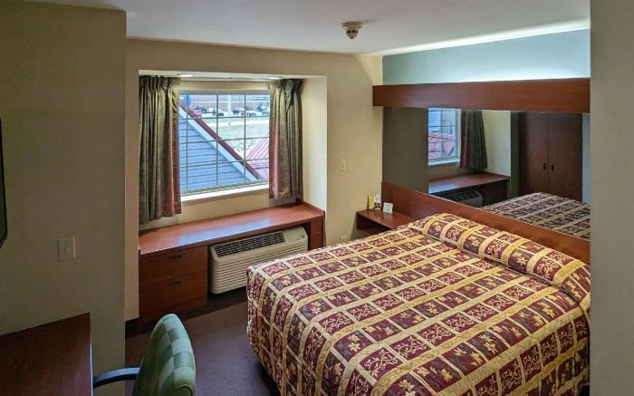 St Clair Inn and Suites