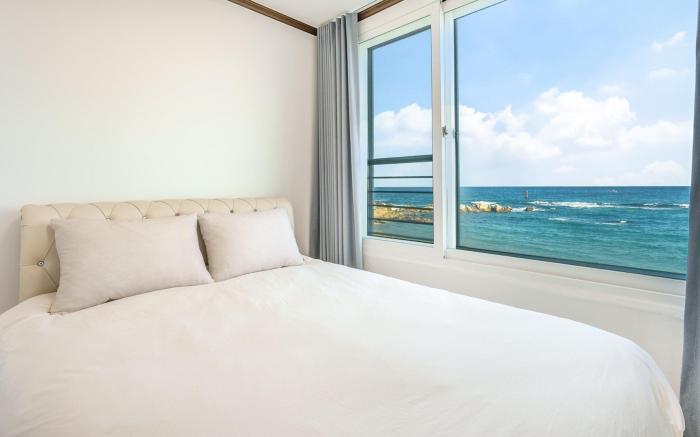 GoSeong Beach Jin Spa Pension