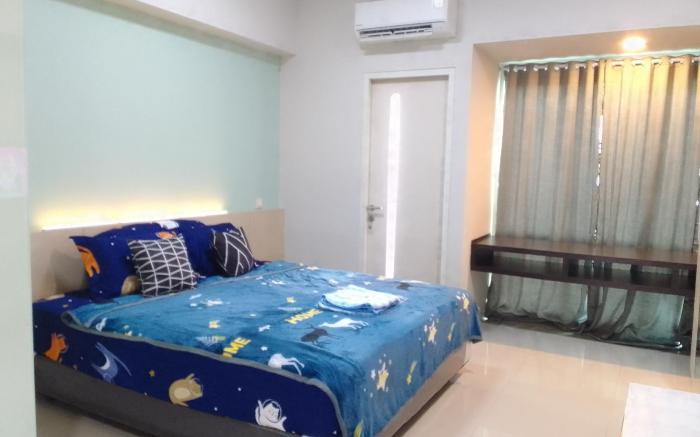 The Square - King Suite  Apartemen Service NetFlix