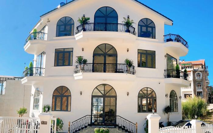 GaUn Hill Hotel
