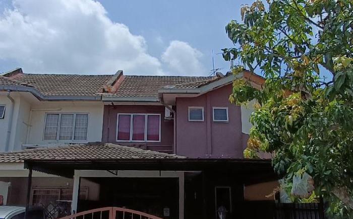 Homestay Muslim Arlin Puchong Utama 10 