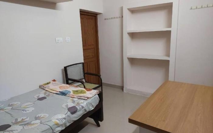 Home in Guruvayur-3 Bedroom(1AC)+Living+Kitch