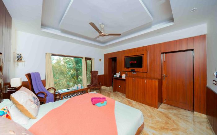 Plutus Luxury Boutique Stay by Quercus Oak Stays