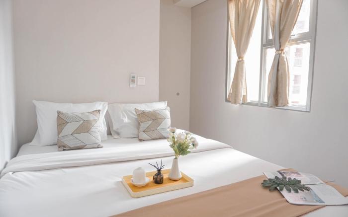 Good Comfy 2BR Transpark Juanda Bekasi By Travelio