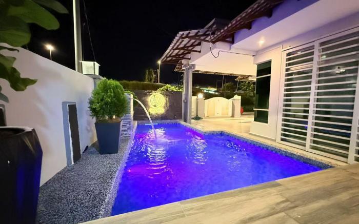 V&V VILLA PRIVATE POOL/KTV ROOM WITH 16PAX