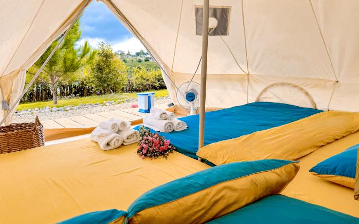 Kiss House Coffee and Glamping