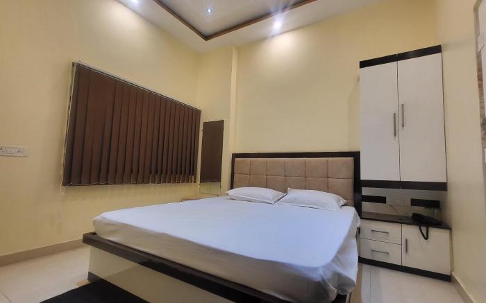 Saraswati Grand