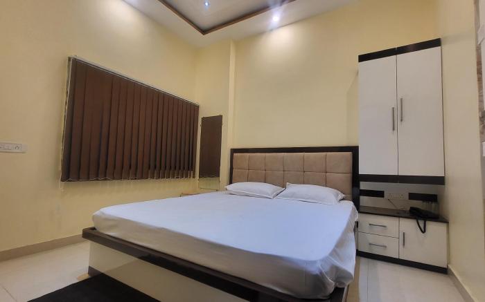 Saraswati Grand
