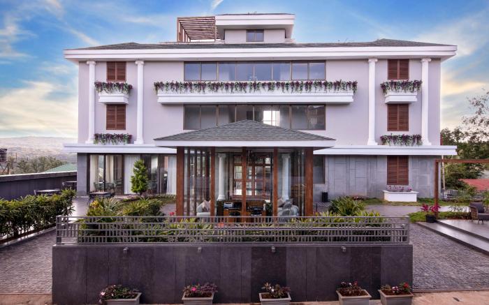 Leela Resort, The Exotic Boutique Hotel - Pure Veg