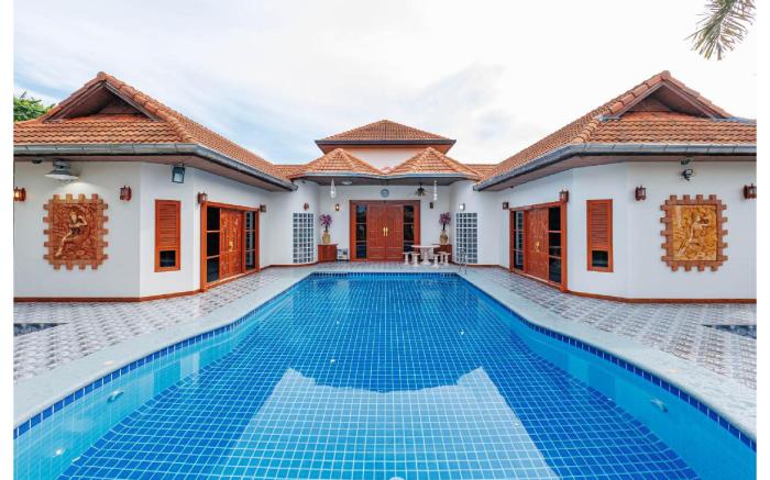 D Pool villa