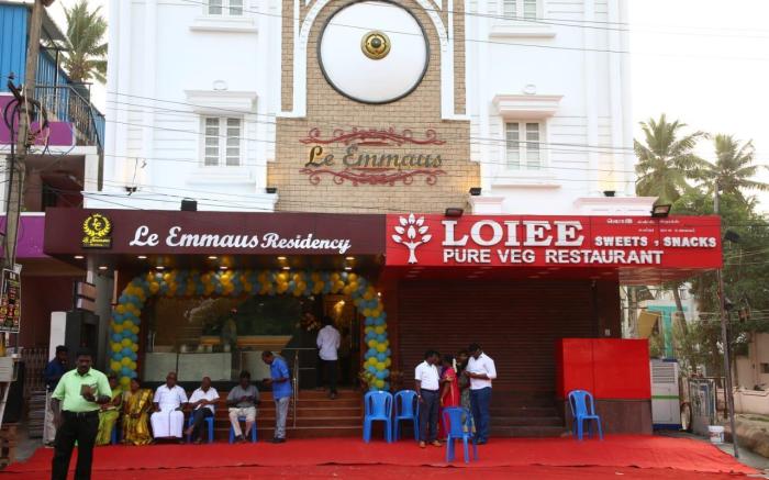 Le Emmaus Residency