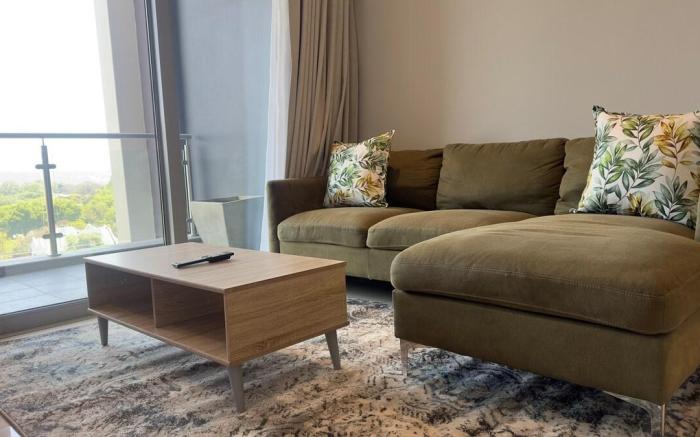 Neat 2BR Rosebank Apartment