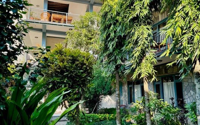 Hotel Monal