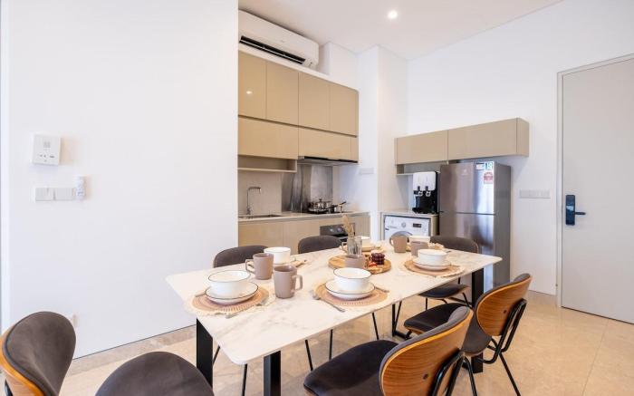 Bukit Bintang w baby cot@Lucentia Linked Lalaport