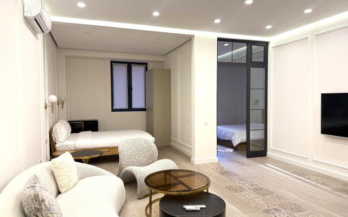 Sweet Home | 2 bedrooms, center, style