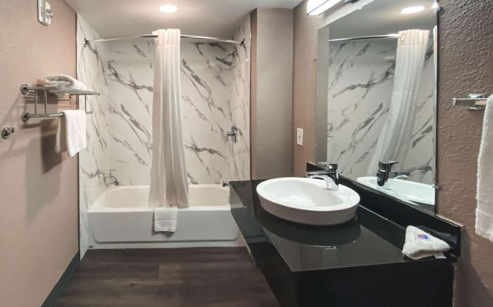 Studio 6  West Sacramento, CA