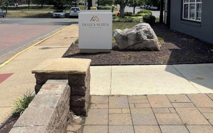 Dulles Suites
