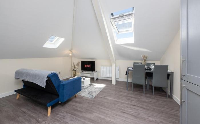 Spacious City Centre Penthouse Gem, Cathedral View