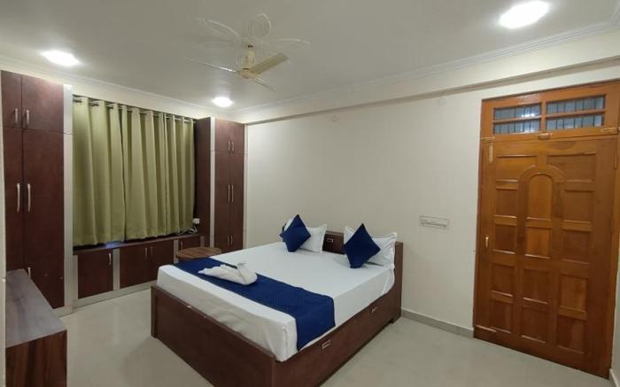 SOJOURN INN
