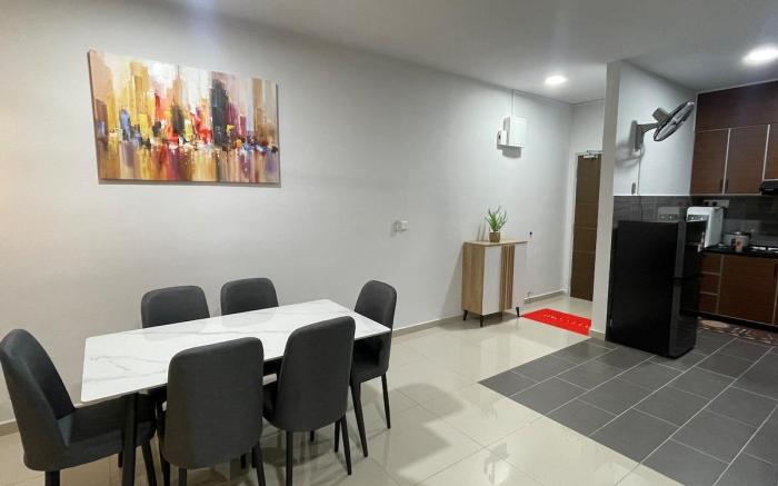 D’Champs Homestay with Sea View