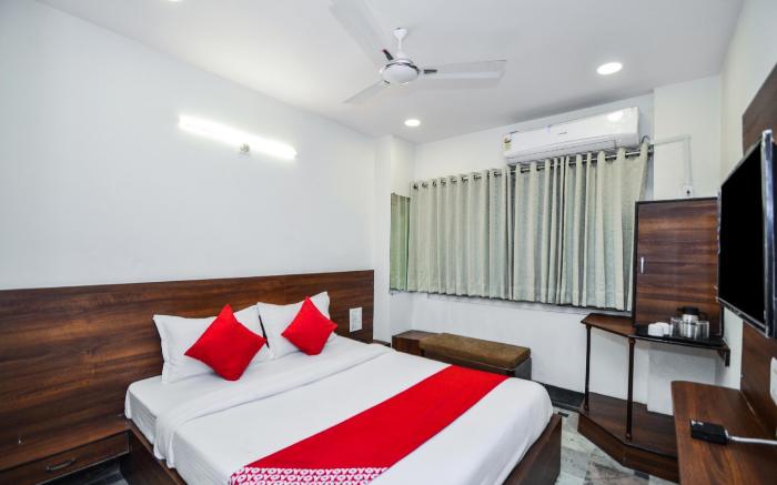 Collection O 23086 Hotel Mayur